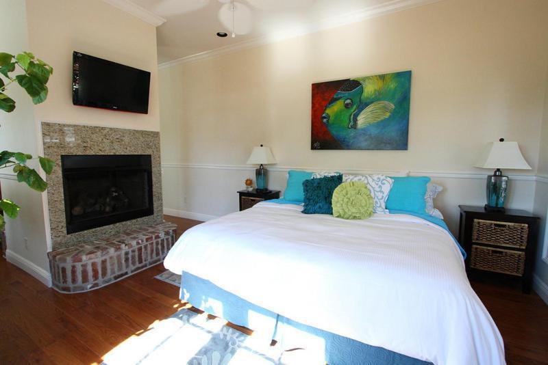 The Almanett Hotel & Bistro Gulfport Room photo